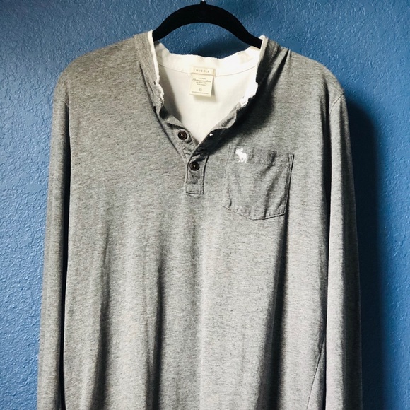 Abercrombie & Fitch Long Sleeve - Picture 1 of 3